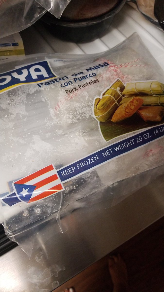 Isheiry1's tweet photo. Thank you @GoyaFoods they're pretty accurate soft and no fat chunks, so Bravo!👏. It needs some more filling like more meat I could barely found it, and also you can add some chick peas and some #Goya fancy pimientos https://t.co/6OynmNTy9I https://t.co/222GNjBrMR