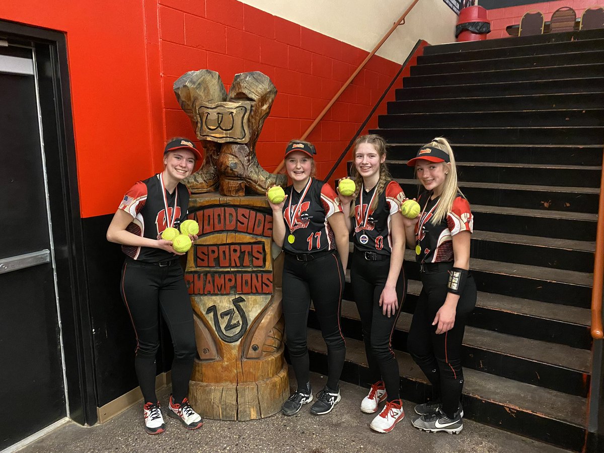 MallorieKreuser's tweet photo. Great job this weekend girls!! We went 4-0 and took first in the MLK classic. Offense, Defense, and Pitching were on fire🔥🔥Next up Sweet Heart Classic in New Berlin, Feb. 6 @WisconsinBandi1 @Ahafermann2025 @hannah_stell24 @laurenrettler @Macyrose08 @rweber03 @enyaheller80 https://t.co/Q53QhGeBF8