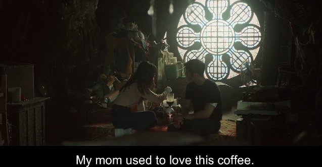 fishywis's tweet photo. "my mom used to love this coffee 
my dad's new wife threw out all of my mom's belongings 
but I never let her throw this out until the end"

Youngro sharing her mom's favourite coffee to her first love.
🤭😭 
#SnowdropEp11 #HAESOO
#JISOO #JungHaeIn #HAEIN #KOREAQUEST_JISOO https://t.co/PPEJis2UyW