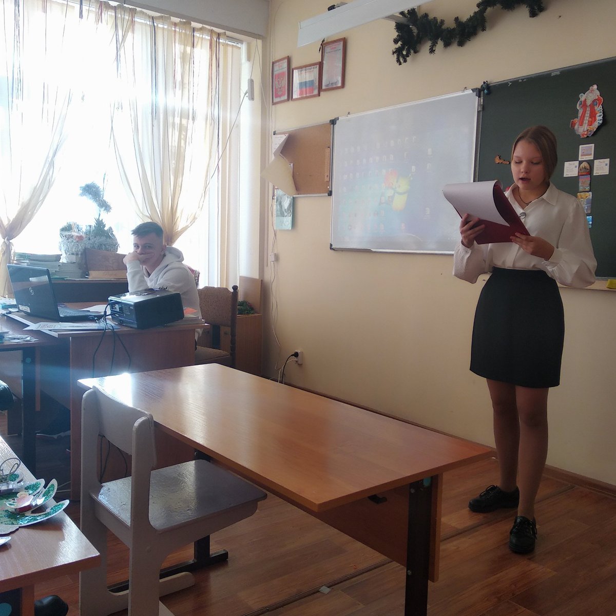 school32_Samara's tweet photo. В рамках Национального Проекта "Образования" " Успех каждого ребёнка" с 12 января в школе 32  началась очередная сессия защиты индивидуальных проектов обучающихся 8-х и 10-х классов, которая продлится до конца января. https://t.co/9yeojbUB6t