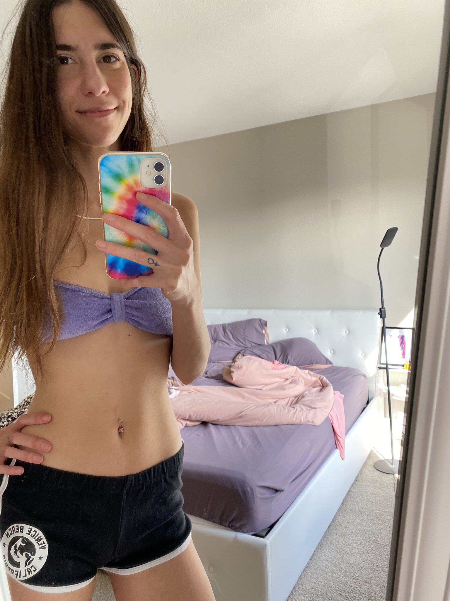 Rhea on Twitter "First selfie in my new bedroom! I’m looking forward