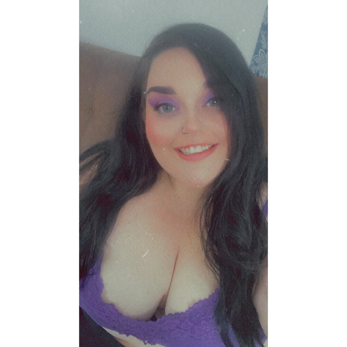 throwitback22's tweet photo. 💜❄️ #snapchat 

Sc: chelseylawson 👻 https://t.co/6grF2hWXzf