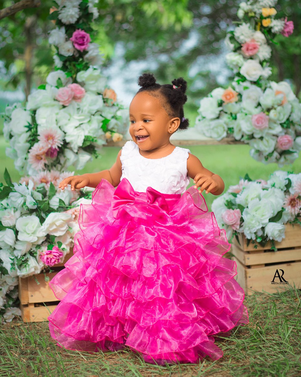MDQuency's tweet photo. Father thank You for her royal sweetness … Happy Birthday Ininghe Mummy #firstbirthday #Etimfri #MumsDelight #Akeabasi #Fearless #EverSmiling #happynewyear https://t.co/Z4wEvpMJof