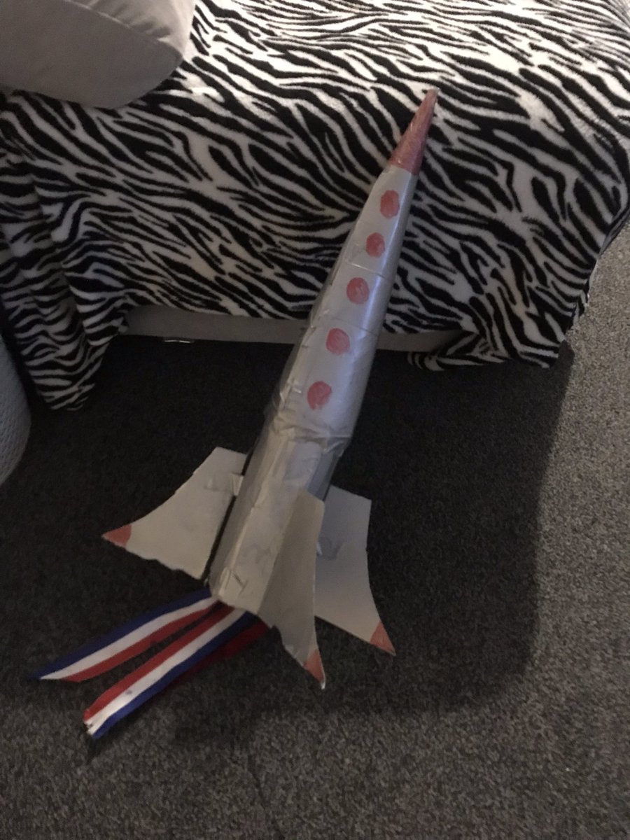 saz0945's tweet photo. @roalddahlclass Robbies rocket 🚀 he made over the weekend with his dad xx https://t.co/QF54vqL8AV