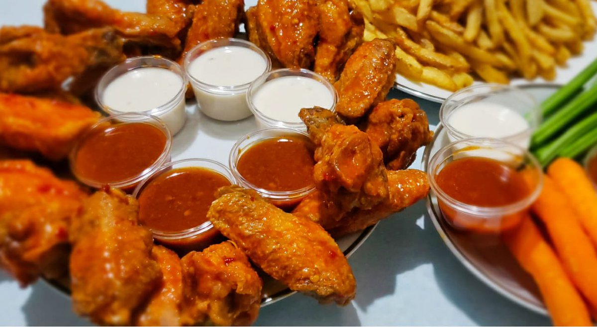 DukeWingz's tweet photo. Mmmmmm 😍😍😍 American cuisine right at Johannesburg’s doorstep. Try our wings dressed in our delicious signature sauce &amp; our crispy fries 😌 it will be an experience you won’t forget! ✨

Order now! Call or WhatsApp 0793038711 

#johannesburg #fooddeliveryservice #pickup #order https://t.co/6prK14Al2u
