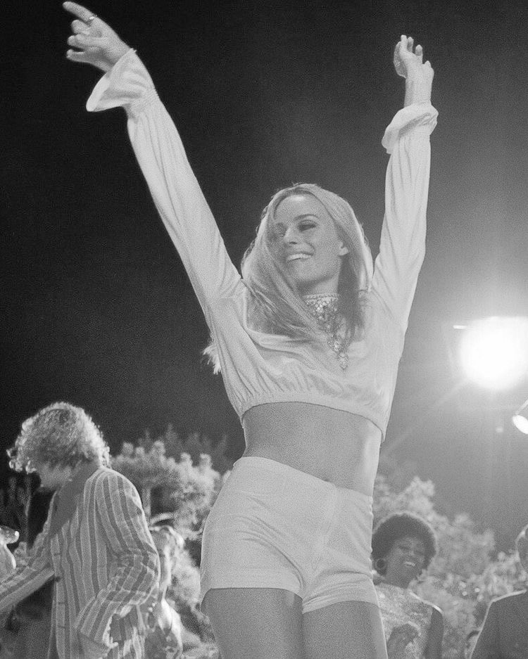 ❤️ pour un liens
🔁 pour un rp