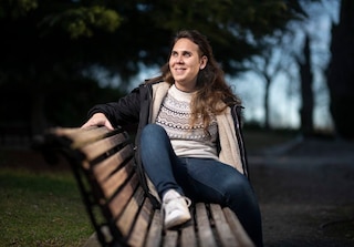 danieafricansun's tweet photo. “El híbrido”, “el indefinido” o “el travelo” era la forma que tenían de deshumanizar a Luisa en su trabajo.
Se enfrentará a #Samsung por su despido en un juicio el 21 de enero.
Otro caso más de #transfobia en la sociedad.
https://t.co/Ak9mjOsG7g https://t.co/bi5m7CVO1b
