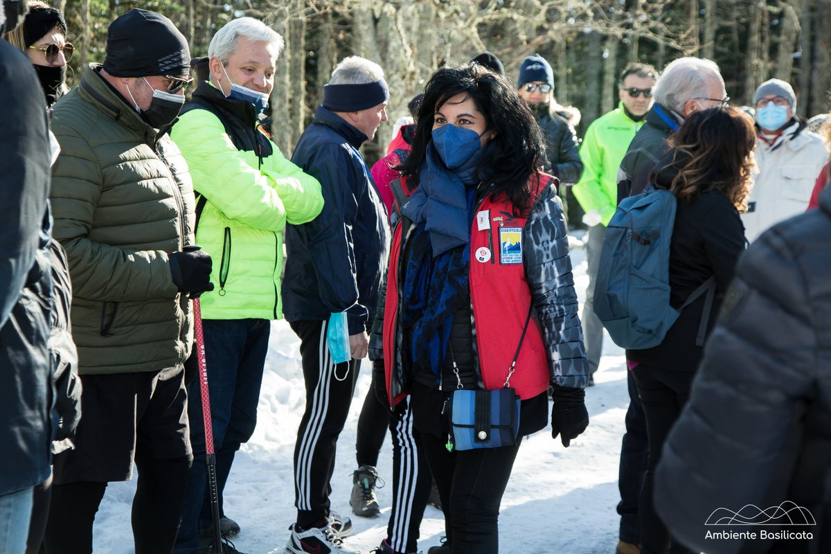 AmbienteBas's tweet photo. LAURENZANA Entusiasmo e grande partecipazione per la prima giornata d’ inverno de "I colori delle stagioni” L’Abetina di Laurenzana. https://t.co/ntHdfJhBpv