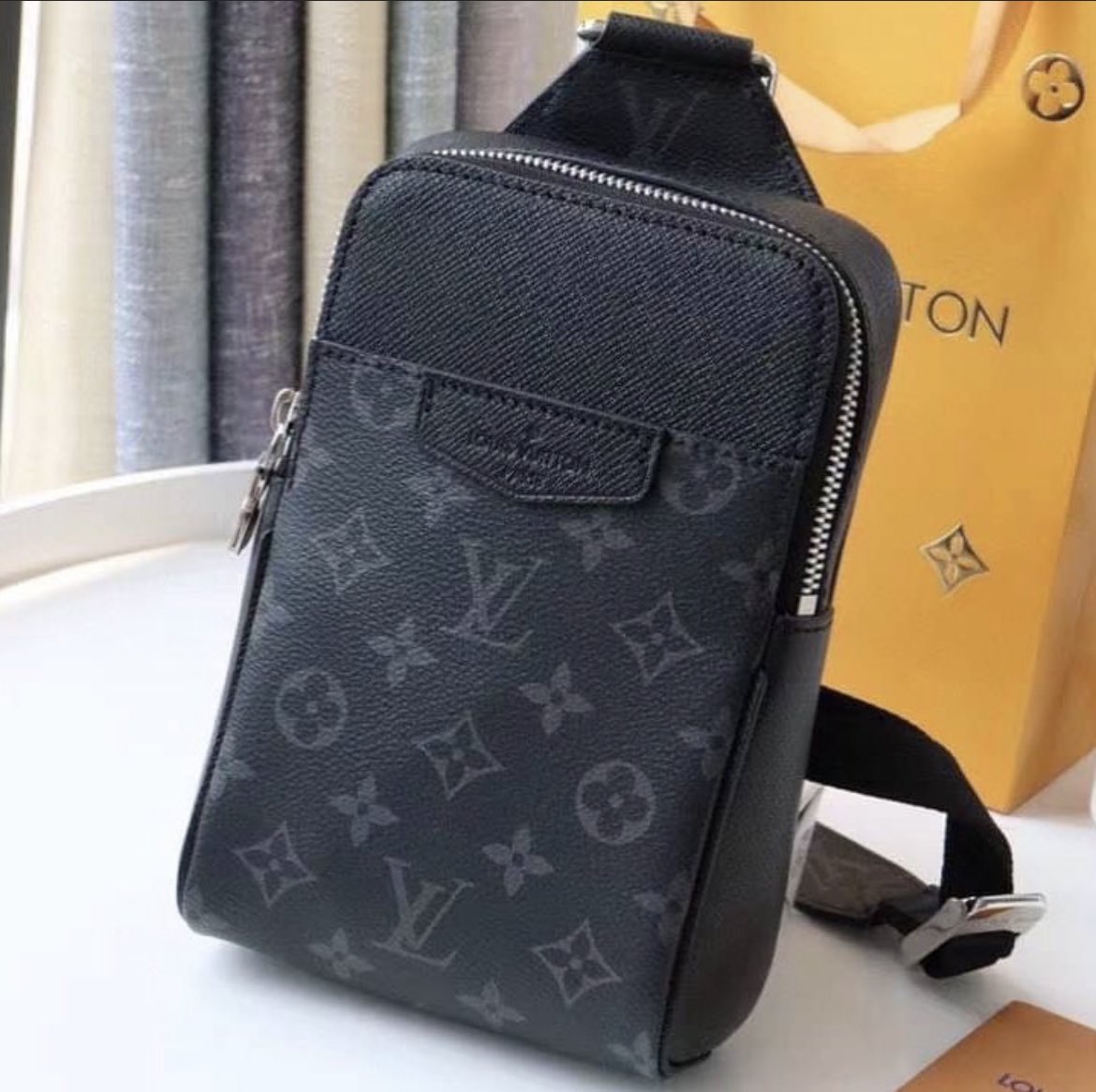 ショルダーバッグが欲しかったから購入🙋‍♂️
こらから使いまくろっと🥳