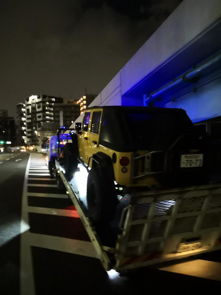 u_kun1020's tweet photo. 11月後半にエンジンの異音の修理をディーラーにお願いして12月の初めに直りましたと
それから一週間でエンジンがゴロンゴロン音を出してこわれました。
高速道路での出来事でなんとかインターをおりレッカー
それから原因追求の話をしてからはや１ヶ月
未だにディーラーからは連絡なし https://t.co/c5FTfHMARQ