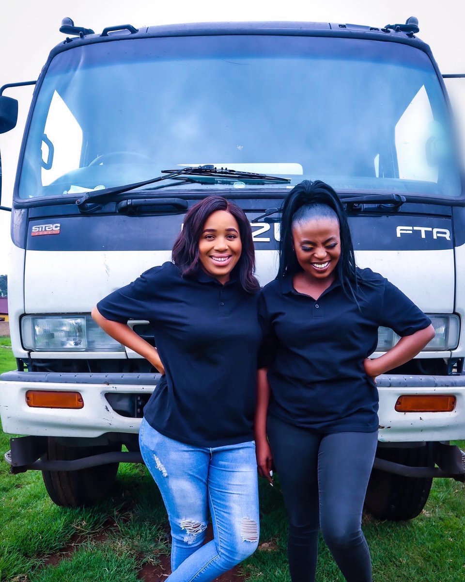 Yummy_p_'s tweet photo. 2mommies coming together with a vision to create generational wealth for their kids.
We’ve finally joined #GirlsWithTrucks 🎉We started a moving company called @Lets_Move_SA a female based company that caters to your moving needs.
Please RT our next customer could be on your TL✨ https://t.co/hK4yn3izxF