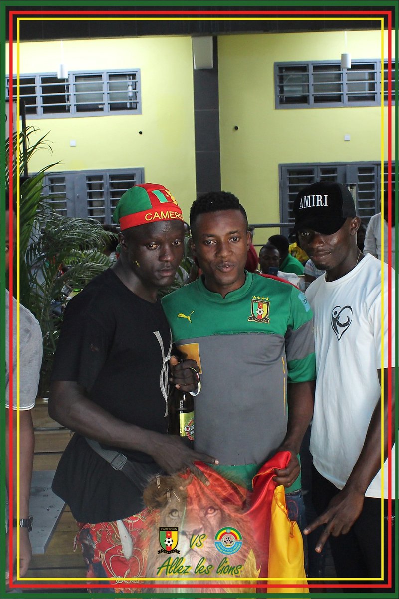 b_ssadi's tweet image. Vous êtes très nombreux à regarder les matchs de la CAN à B'SSADI GALLERIES à travers notre écran géant de 6M2. Rendez-vous ce soir encore😉 toujours dans une ambiance électrique👊 📸 #POCOM
#bssadigalleries  #AFCON2021   #TeamCameroon    #CAN2021