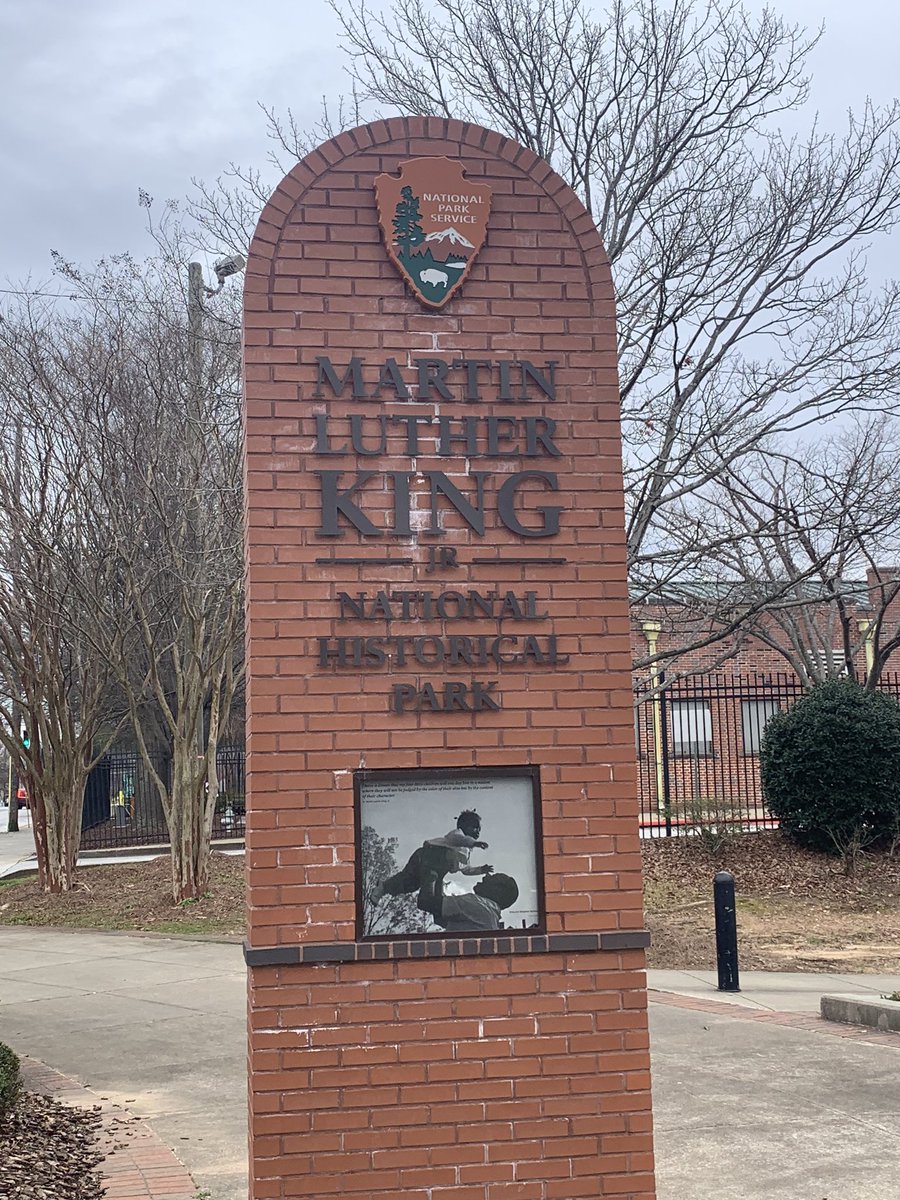 BarcliffDysha's tweet photo. “I have decided to stick to love…Hate is too great a burden to bear.” ― Martin Luther King Jr. Trying to live each day with LOVE and understanding, praying it’s a world he grows into, that his heart choose Love. @kingcenter1968 #MLKDay2022 #GALiving #History/Community ❤️🖤🤍💜 https://t.co/hzk2VFL3Ss