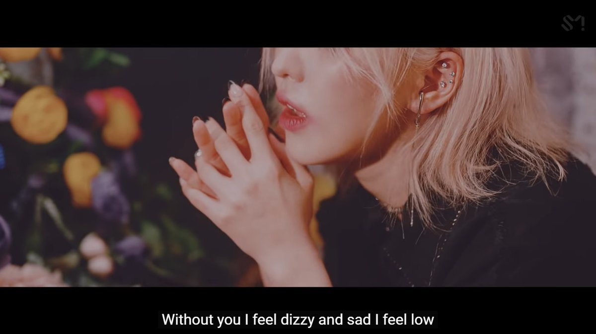 seurrene_'s tweet photo. did they broke up? 🤪 https://t.co/VVwuMw8pZv