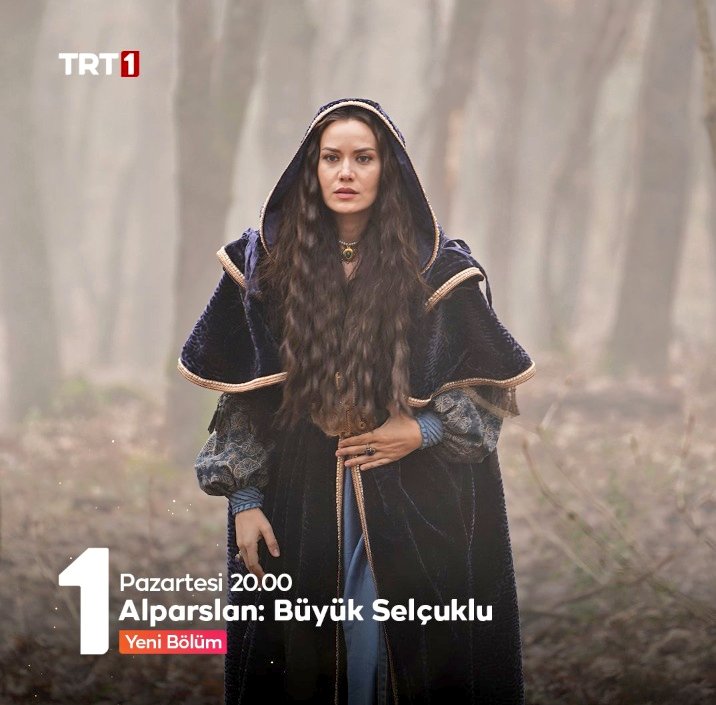 AkcaHatun_AE's tweet photo. Sonundaa bugün günlerden #AlparslanBüyükSelçuklu 

#AlparslanEkibi #AkçaHatun #Maria #FahriyeEvcen https://t.co/lpQDQg6bTr
