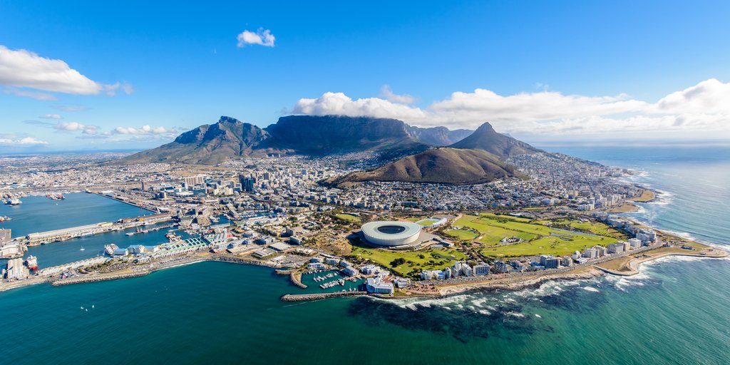 CambridgeEcon's tweet photo. 'Greening South Africa’s economy is a growth path out of unemployment and poverty.'

Excellent opinion piece by @UPTuks's Prof Margaret Chitiga-Mabugu sharing insights on a joint modelling project we worked on with @_un_page last year. 

More report info➡️https://t.co/fNtRkckvWF https://t.co/fme3fPEn9f