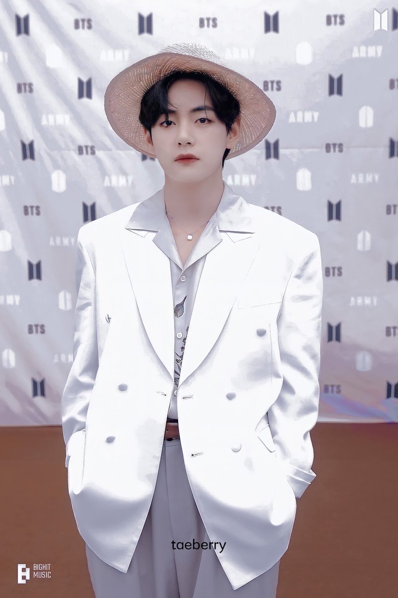 _taeberry__'s tweet photo. 💗 https://t.co/Waip7TBsZl