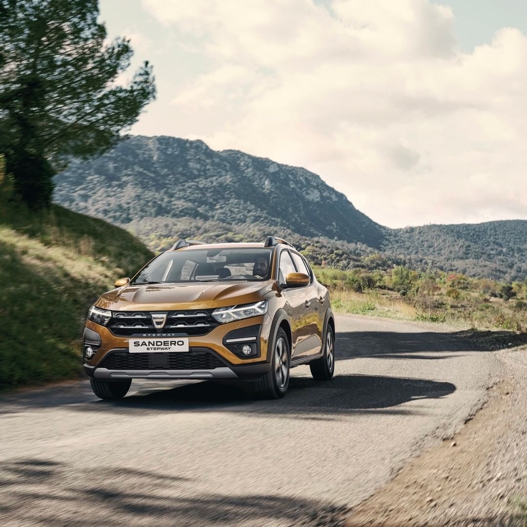 daciauk's tweet photo. They say #BlueMonday is the gloomiest day of the year. Unless you drive a bright orange Sandero Stepway. #OrangeEveryday https://t.co/kYQcT715lK