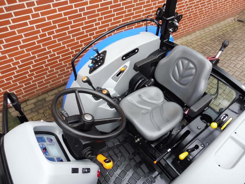 OrdigaDe's tweet photo. 🚜 Finde auch du deinen passenden Traktor auf https://t.co/hYwliIYFNE, dein Anzeigenportal für Landmaschinen, Baumaschinen und Nutzfahrzeuge. https://t.co/tUkgcT9PO7