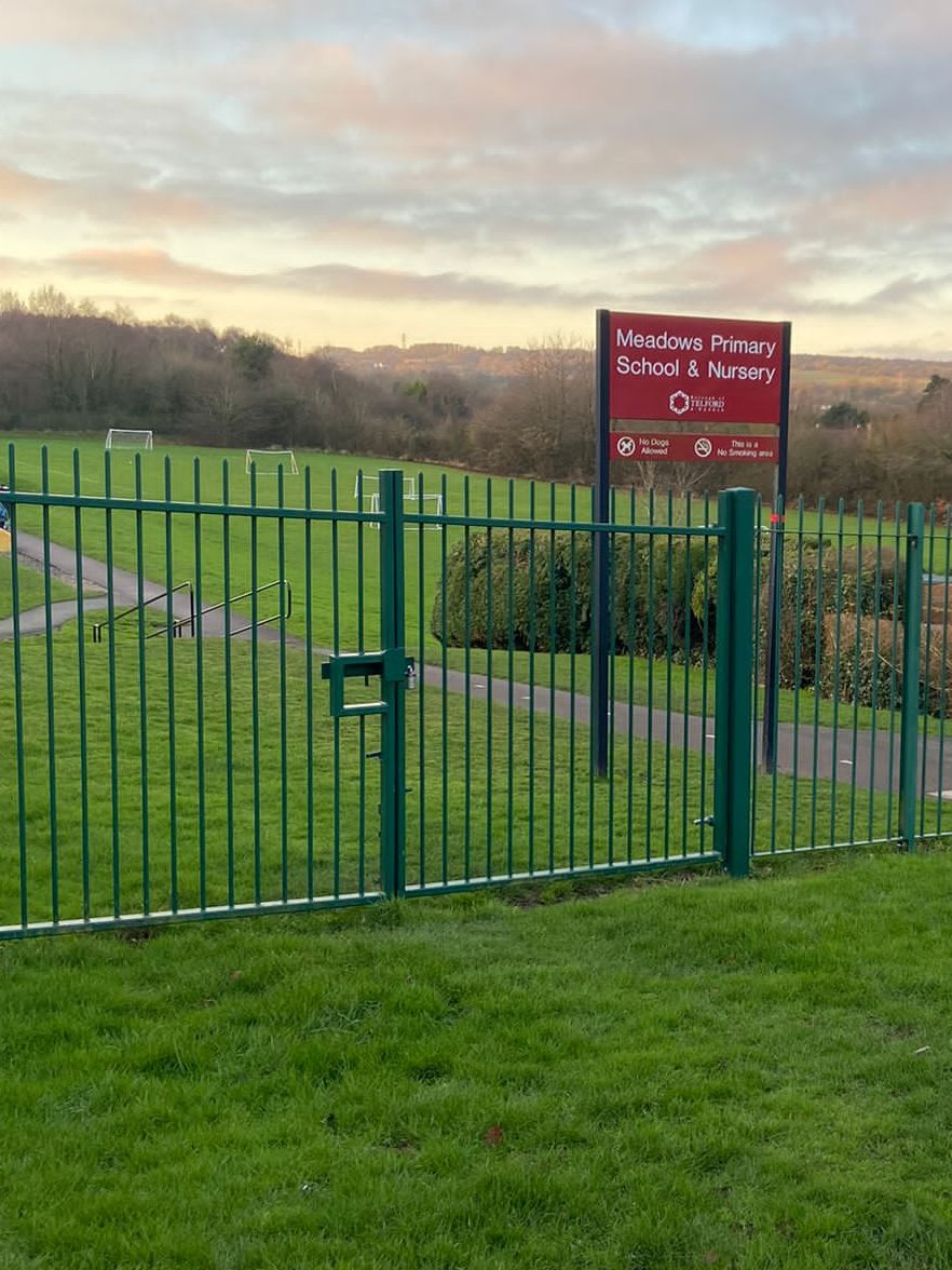 TelfordWrekin's tweet photo. The Neighbourhood Enforcement Team were at Newport Infants, Sir Alexander Fleming and Meadows Primary this morning completing school patrols. The team complete school patrols to support parents in parking safely and considerately. #TelfENFO #TelfCAT https://t.co/ycT9ETR2UT
