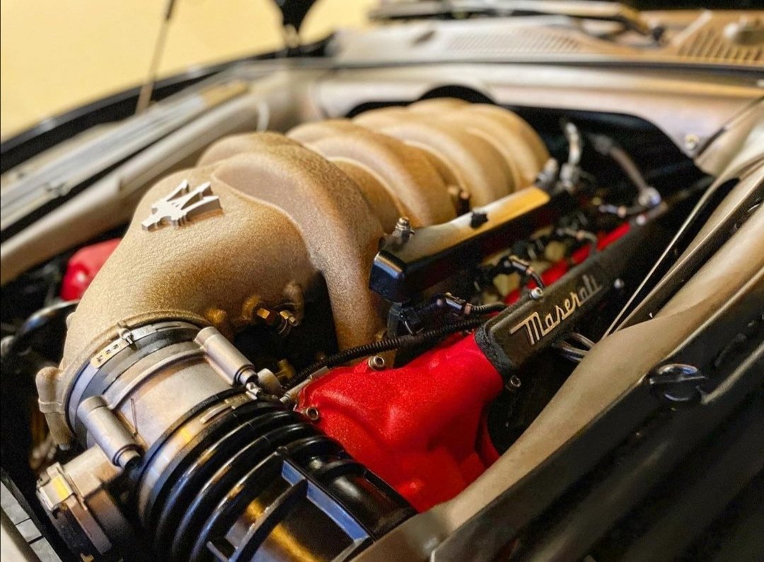 SpamSandwich2's tweet photo. Buon Giorno Motorheads🇮🇹🍝. Does anyone remember the last time we had an Italian motor on #MotorSwapMonday??
I don't remember either😂so let's welcome them back with one of those most charismatic V8's on the planet. Meet the Ferrari-Maserati Tipo F136😍😩 https://t.co/6W0hCAtsIj