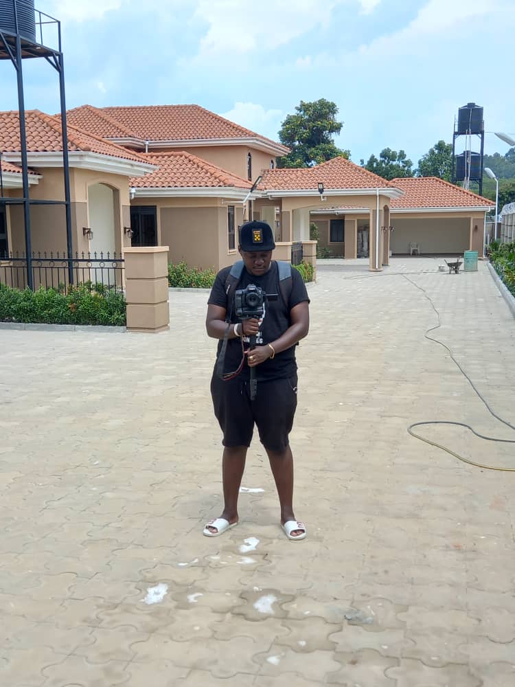 PolytPolo's tweet photo. #ToBeSuccessful;

- You Don't Need A Better Job
- You Don't Need A Better Home
- You Don't Need A Better Phone 
- you Don't Need A Better Car
- you Don't Need Better Clothes 

You Need A #BetterMindset 

c/o: #SanicMedia (#Photography 📸 &amp; #Videography 📷) https://t.co/jIcsl6OJkv