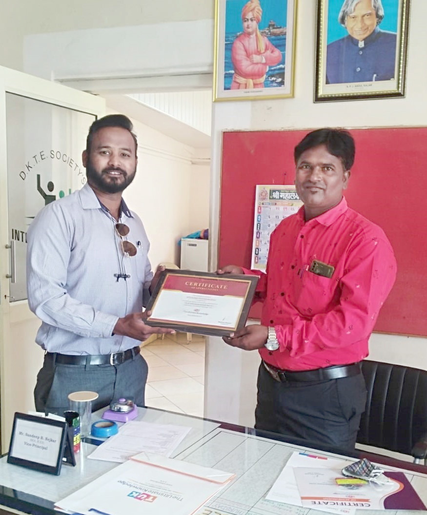 TUKnowledge's tweet photo. #TUK felicitates Mr. Sandeep Nejkar (Vice Principal) for the stupendous participation of DKTE Society's International School, Tardal, #Kolhapur, #Maharashtra in the recently concluded #TUKIAT (International #Aptitude Test) 2021 held online globally.

#TUKWorld #AptitudeTest https://t.co/pNBeXqUz1o