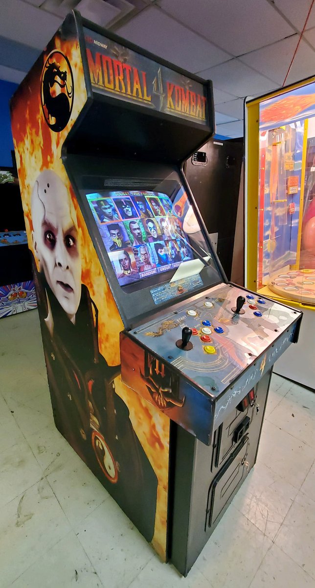 Daily Pics of Quan Chi from the MK4 Arcade Cabinet tweet media