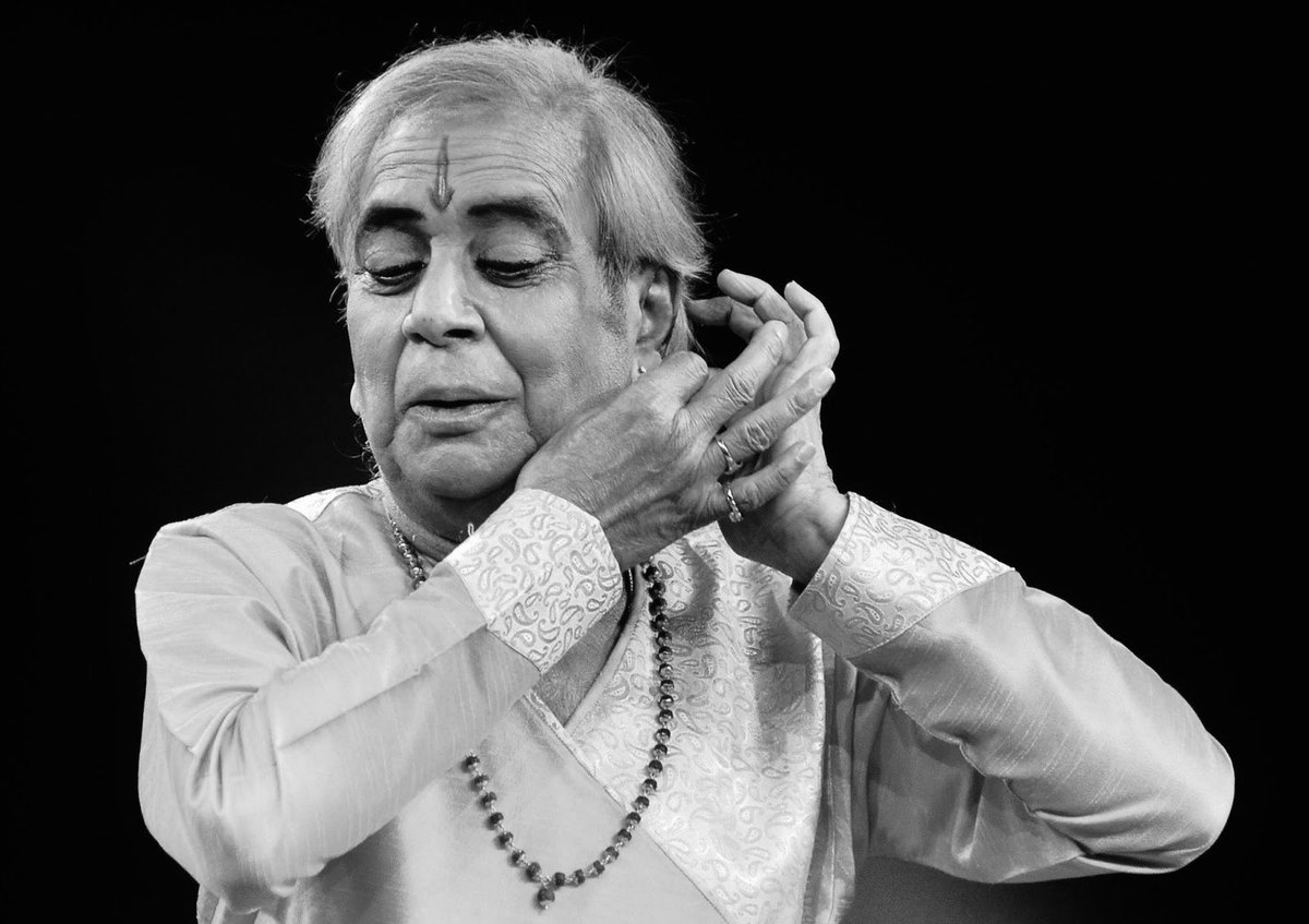 sachin_rt's tweet photo. Pandit Birju Maharaj took Kathak from India to the world &amp; inspired several people to take up the art. 

I am saddened to hear about his demise. He will continue to live through his art &amp; artists inspired by him. Deepest condolences to his family &amp; Kathak lovers across the world. https://t.co/bvjJ3gQ3uM