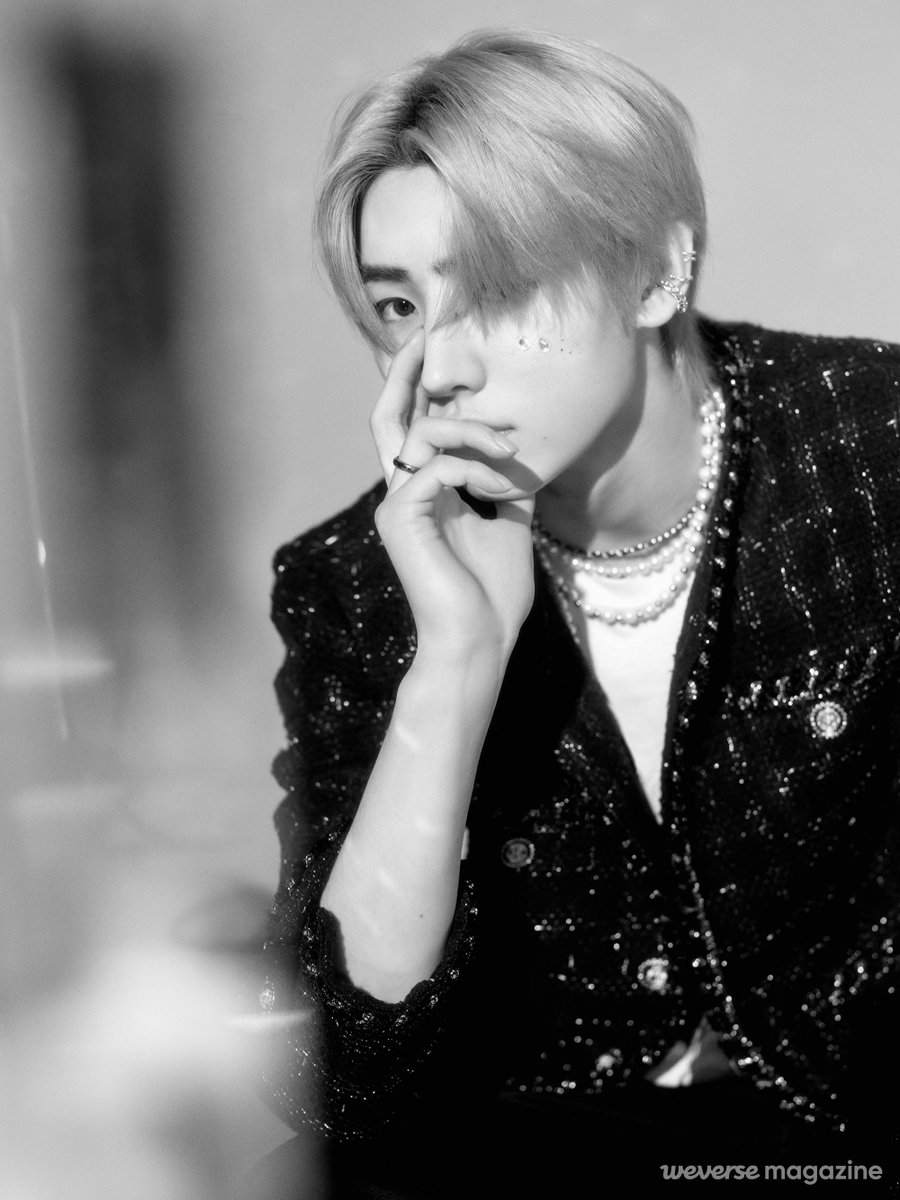 hourly sunghoon tweet media