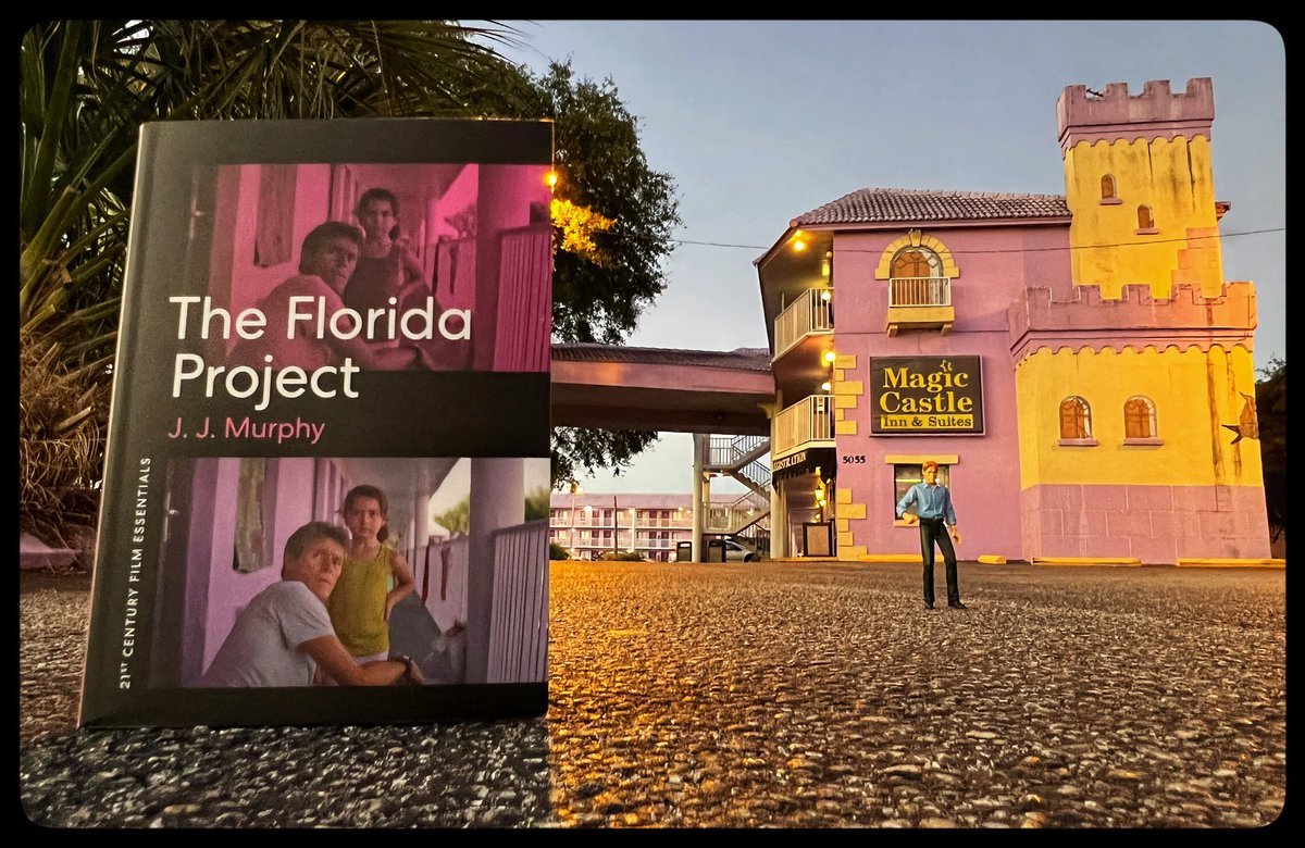 ChrisBergoch's tweet photo. DISCOVER! previously-untold history of #TheFloridaProject’s epic journey from inception to the big screen!

LEARN! of its evolution through the wild ride of production!

Be AWED! at tales from the @lilfilm team told to @UWMadison Professor @jjmurphyindie!

Out now @UTexasPress! https://t.co/aMgnBhbZXa