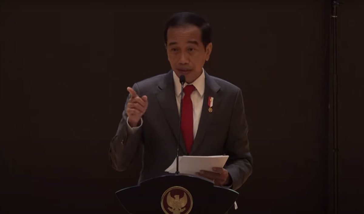 setkabgoid's tweet photo. Sambutan Presiden @Jokowi pada Dies Natalis Ke-67 Universitas Katolik Parahyangan, 17 Januari 2022 

#Transkrip
https://t.co/D9BKI49He2 https://t.co/4SEoOX8ePs