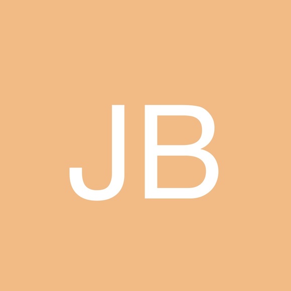 MrsPboutique's tweet photo. So good I had to share! Check out all the items I'm loving on @Poshmarkapp #poshmark #fashion #style #shopmycloset #izbyer #rewash #meettheposher: https://t.co/zeGIX2j3LE https://t.co/eKQlh0mic9