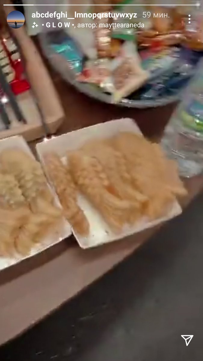 sof_start's tweet image. Когда завели инстаграм

Никто:
Бантан: