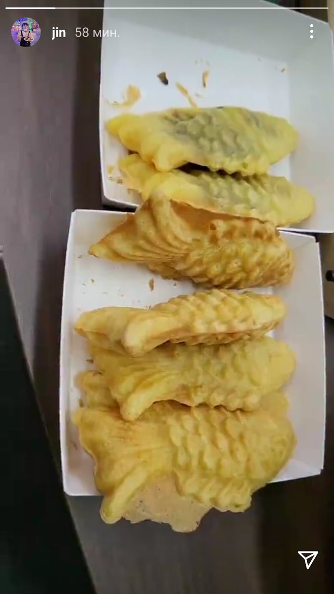 sof_start's tweet image. Когда завели инстаграм

Никто:
Бантан: