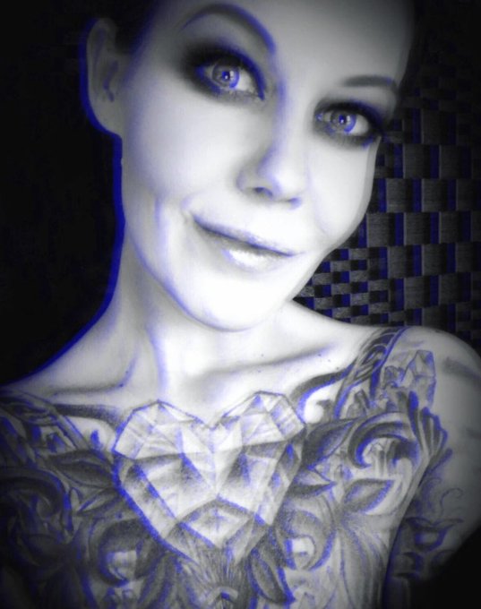 💙 https://t.co/gCgbhb3jbS<a href="/tag/milfmonday"class="tags"><span>#milfmonday</span></a>