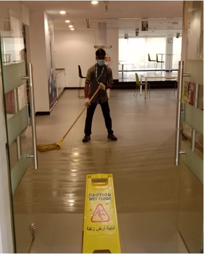 Musanadahfm's tweet photo. TEAM #MUSANADAH: Our team members in action!
Here is our own Faruk Ramij putting some muscle into #cleaning floors and other horizontal surfaces at the @BupaArabia office in #Riyadh recently
An important part of #FM #softservices is creating best impressions for #buildingusers https://t.co/MO9CCmtiyb