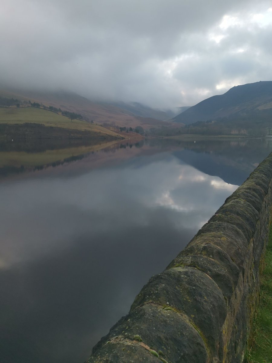 gemmadavis85's tweet photo. Such a fun walk exploring The Trinnacle 🤩🙌🏻... Can definitely recommend! #thetrinnacle #dovestoneresevior #peakdistrict https://t.co/lthnnF1p6F