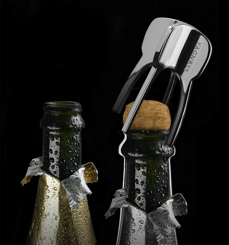 wine_ac's tweet photo. シャンパンコルクの形状を現代アート風にデザインした、ステンレス鏡面仕上げのオシャレなシャンパンオープナーが入荷しました!
6個限りとなりますので、お早めにー。
#wineac #ワイングッズ #シャンパンオープナー
https://t.co/xKdHjuLaKy https://t.co/H5PvIcURCA