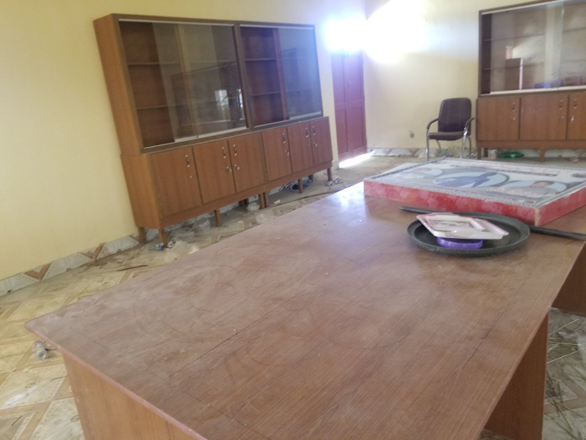 FaqirNaseer's tweet photo. Public library is gateway to knowledge which provides a basic condition for lifelong learning, but a library which was constructed in a remote area Tehsil Tump district kech which is still non fuctional,so we request the authorities to make it functional.
@Senator_Baloch https://t.co/Ne87X9tdN6