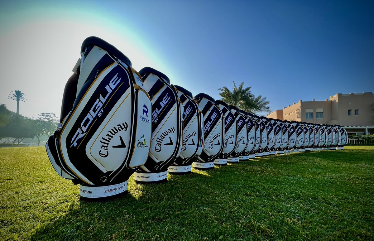 CallawayGolfEU's tweet photo. 2022 bag goals! 🖤💛

#TeamCallaway | #RogueST https://t.co/P71x7AjBbP