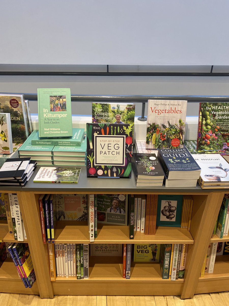 OMahonysBooks's tweet photo. We have plenty of books to dispel blue Monday
#BlueMonday
https://t.co/WXJMPrjKMX
#Booksellers #ShopLimerick #Limerick #Ennis #Tralee #BooksellersSince1902 #WebOrders #HappyReading #IndieBookshops https://t.co/U8vYGHoH0f