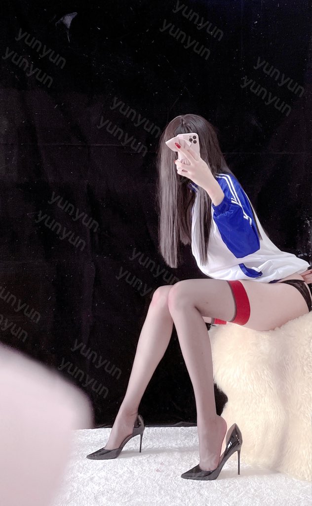 但是！请叫我x中第一美腿。（吼吼……好不要脸……羞）

#cd #ts #伪娘 #女装大佬 #女装子 #crossdresser #ladyboy #sissy #跨性别