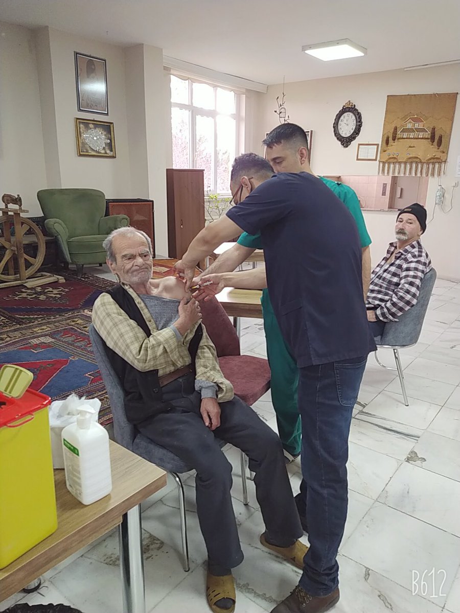 acshbyagb's tweet photo. Bor Ahmet Kuddusi Huzurevi ve Rehabilitasyon Merkezi’nde kalan sakinlerimizin 4. doz aşıları tamamlanmıştır.
@tcailesosyal 
@ashb_eyhgm https://t.co/qu2XMw7piK