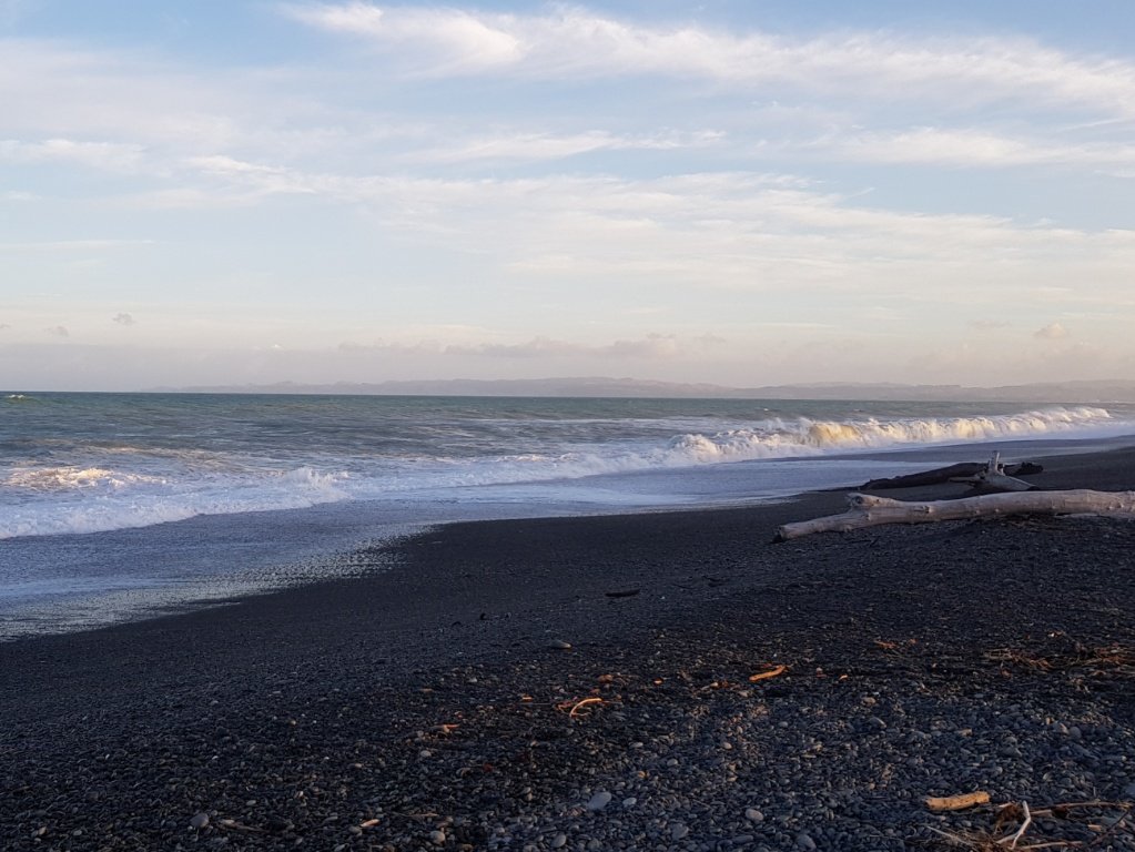 The boys checked out the beach after dinner tonight. First time they've seen waves crashing onto the shore. Also, looked out to #CapeKidnappers. #Napier #HawkesBay #Baycation #Aotearoa #NewZealand #NZL