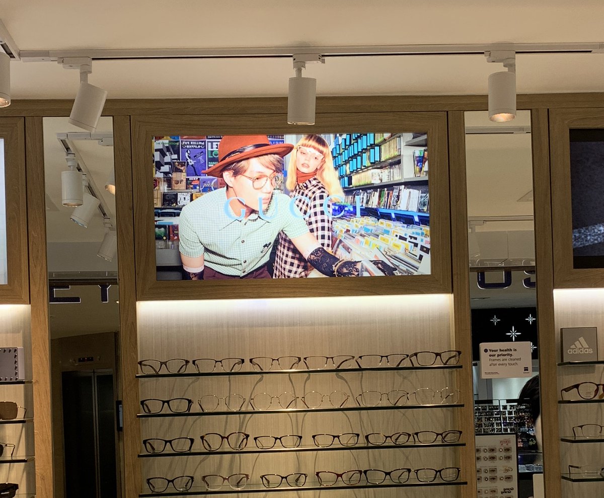 thats_sookay's tweet photo. Coming to the mall and seeing our Gucci King❤️❤️
#EXO #Jongin #Kai #GucciKai @weareoneEXO https://t.co/o6id8UmXrv