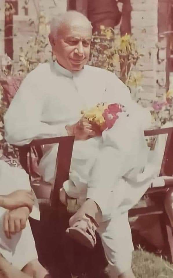 dada_razak's tweet photo. #HBDSainGMSyed منصورن کان مٿي او سيد تنھنجي رام ڪھاڻي آ https://t.co/Rllzm3yhIN