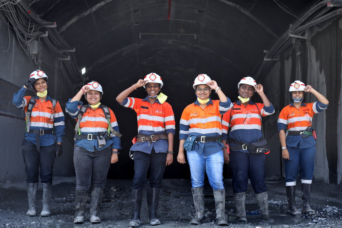 im_mining's tweet photo. Hindustan Zinc is in acceleration mode, embarking on aggressive expansion and collaboration plans with global technology/innovation partners. Find out more in this Q&A with CEO Arun Misra here 👉 https://t.co/mmeHqO2jK6 @Hindustan_Zinc #mininginnovation #netzeromining #miningESG https://t.co/eDsJahds96