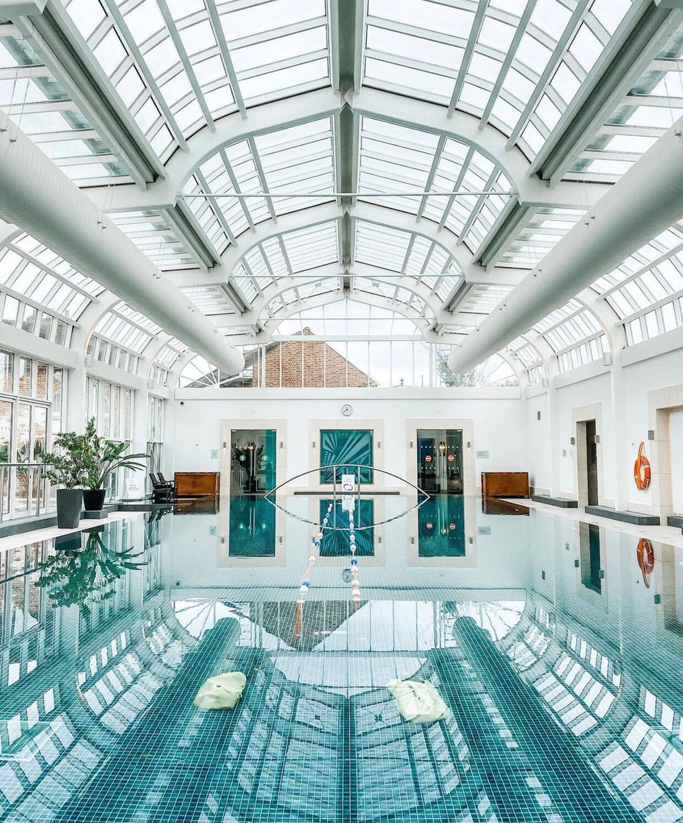 FSHampshire's tweet photo. Putting the beautiful into Blue Monday 📸 @itsdenisecas #BlueMonday #Dreamwithfs #HampshireSpa https://t.co/8zjJaVKOuF