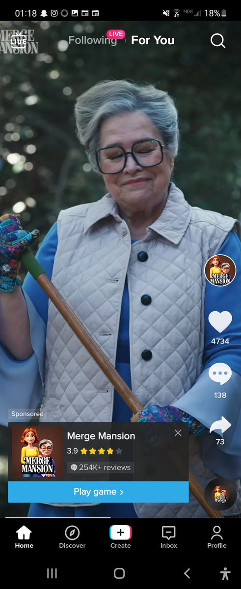lingoflux's tweet photo. I need to know what Kathy Bates is doing in this game https://t.co/93NMLb5tyQ